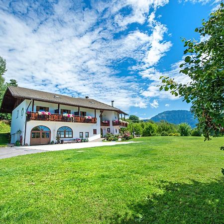 Bonichhof Hotel Laion Bagian luar foto